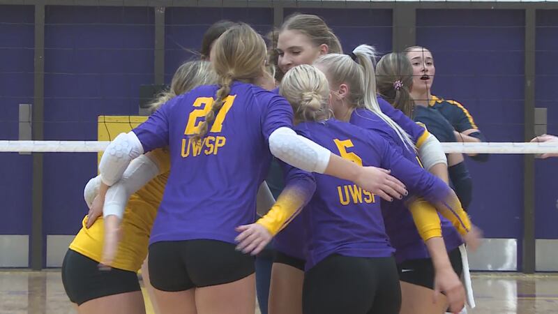 UWSP Volleyball qualifies for the 2023 D3 NCAA Tournament.