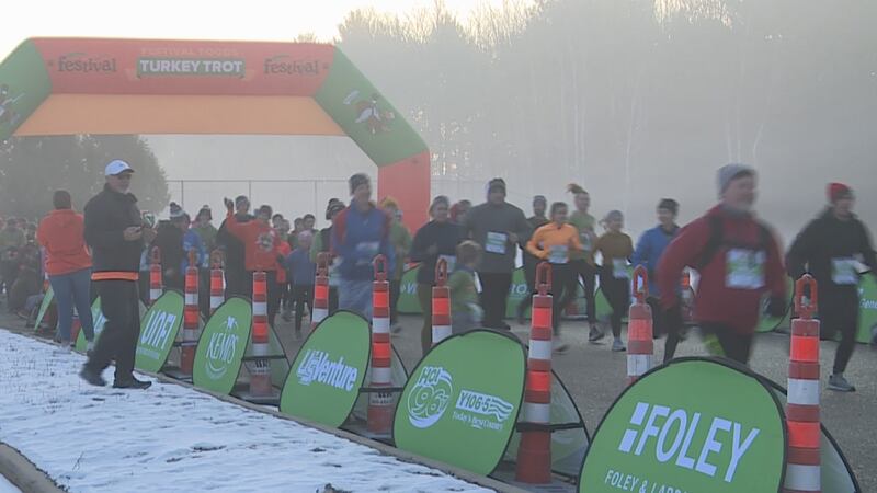 More than 700 participants ran in the first-ever Stevens Point turkey trot