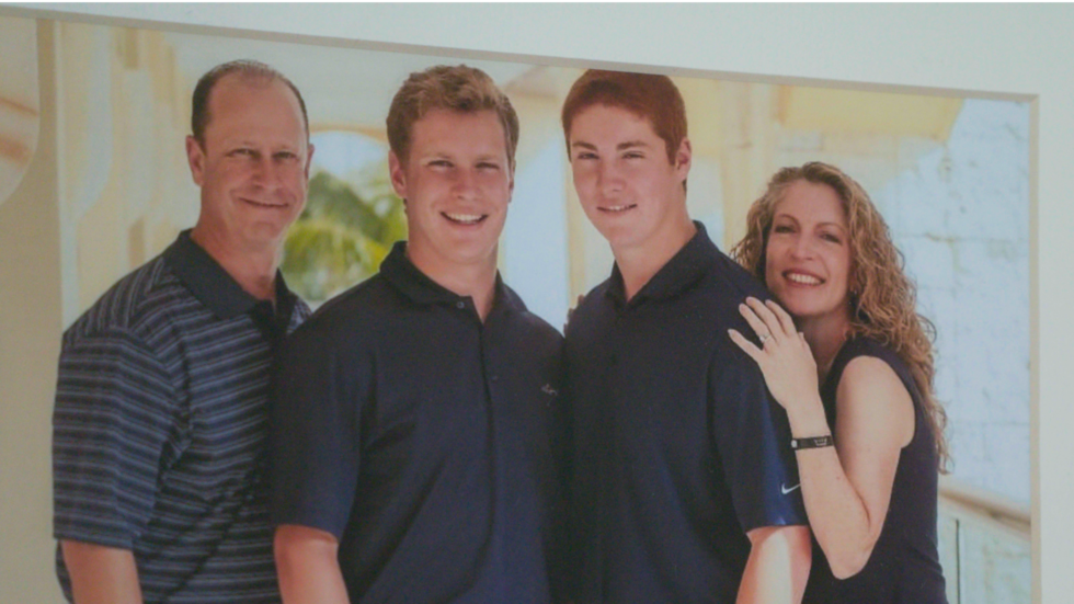 A Piazza family photo shows the New Jersey natives in happier times before they became vocal...